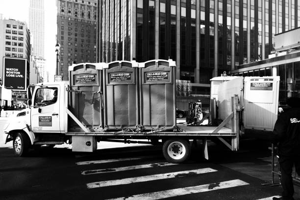Best Luxury portable toilet rental  in Johnson, AR